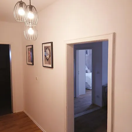 Via Szálloda *