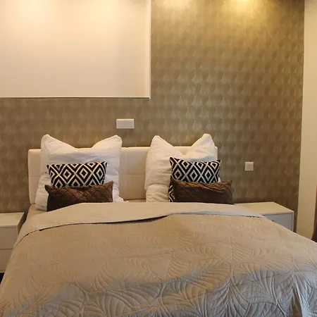 Via Hotel *
